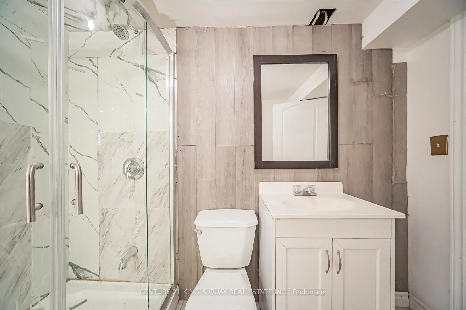 Photo 27 of 46 Pepperberry Road, Vaughan, Patterson — HOMEH