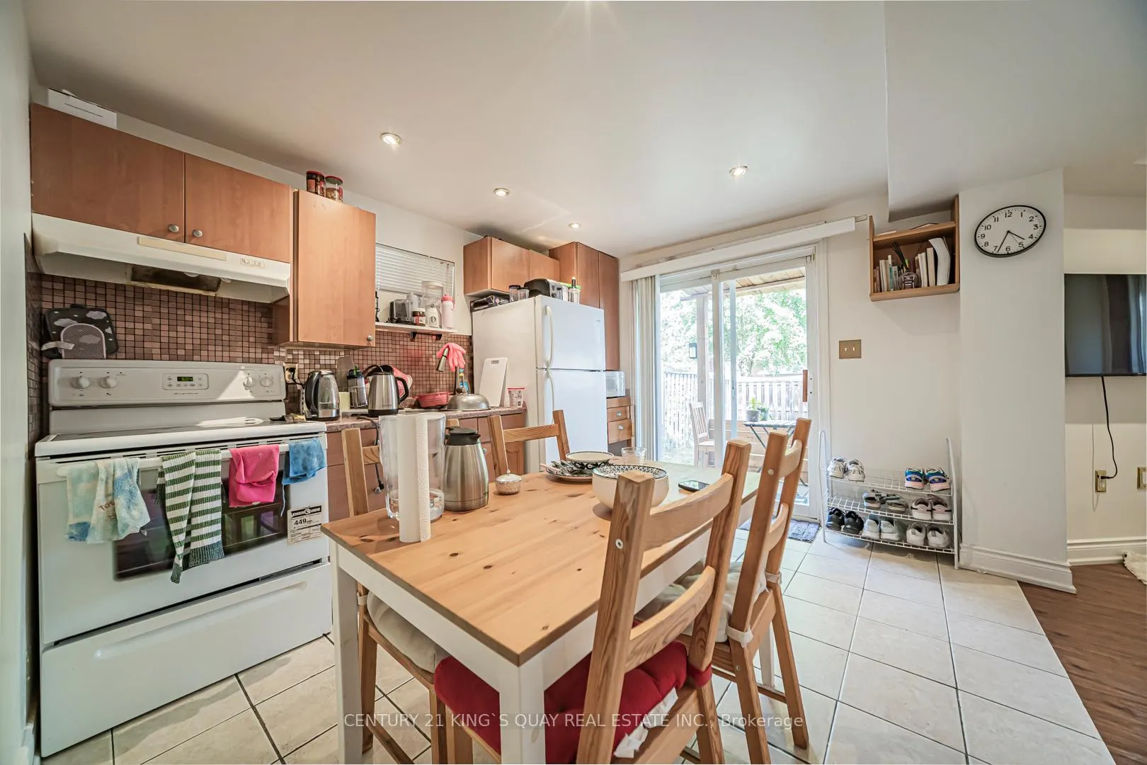 Photo 33 of 46 Pepperberry Road, Vaughan, Patterson — HOMEH