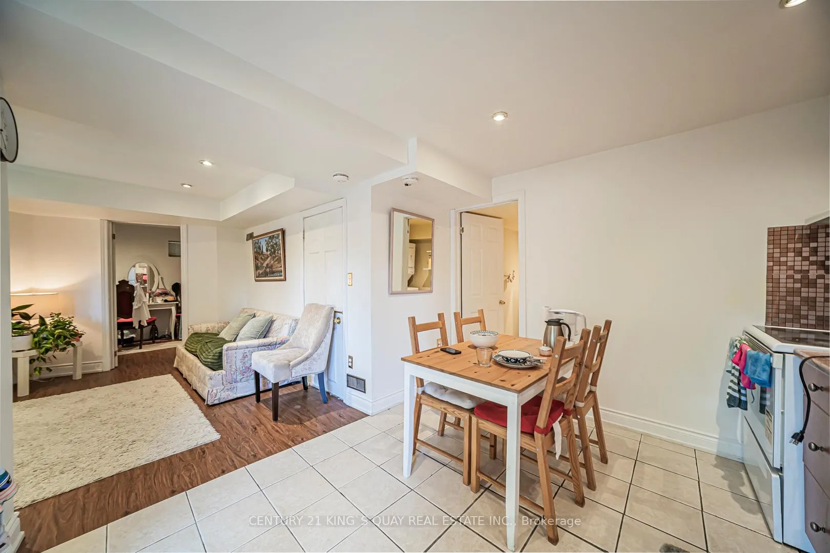 Photo 35 of 46 Pepperberry Road, Vaughan, Patterson — HOMEH