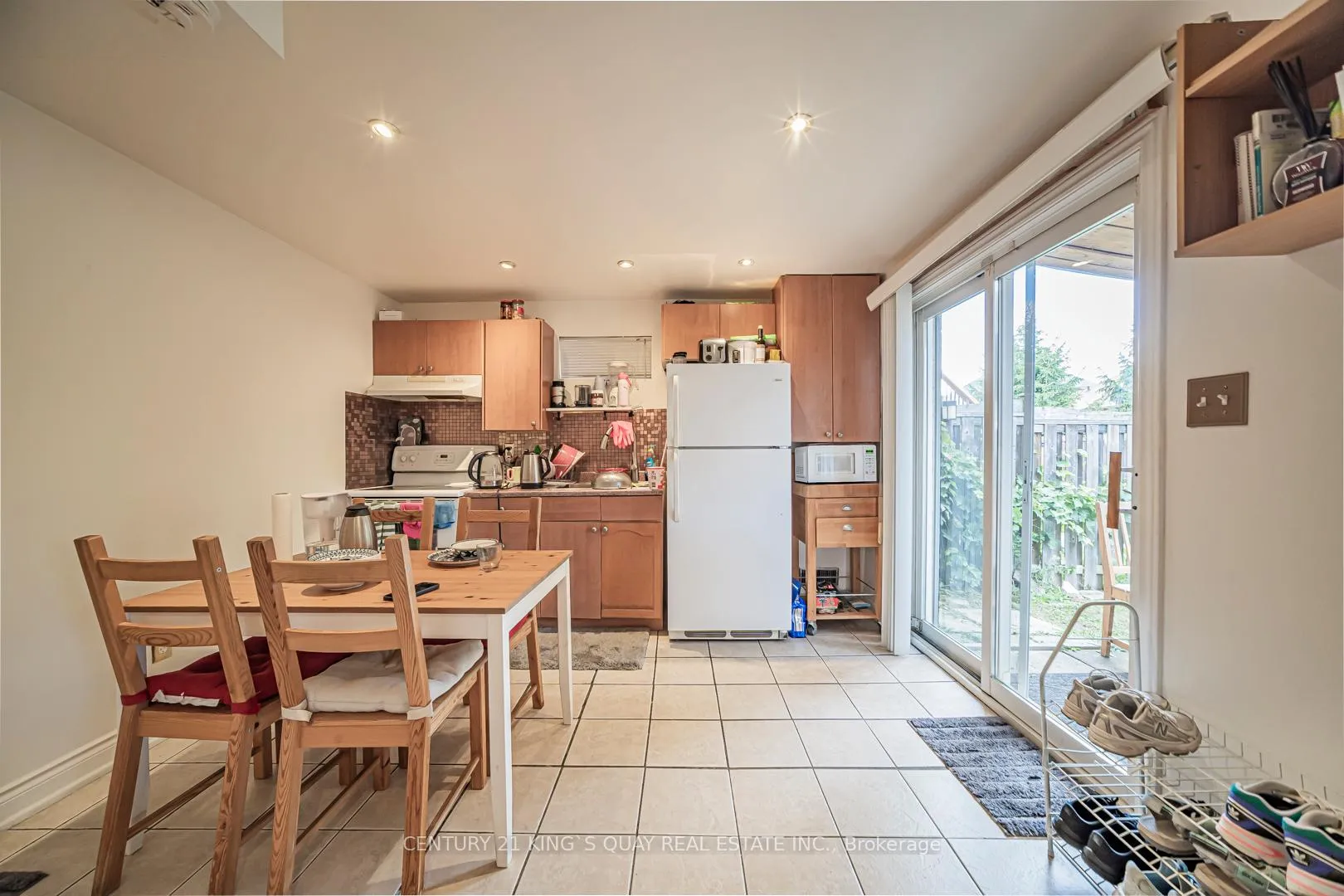 Photo 36 of 46 Pepperberry Road, Vaughan, Patterson — HOMEH
