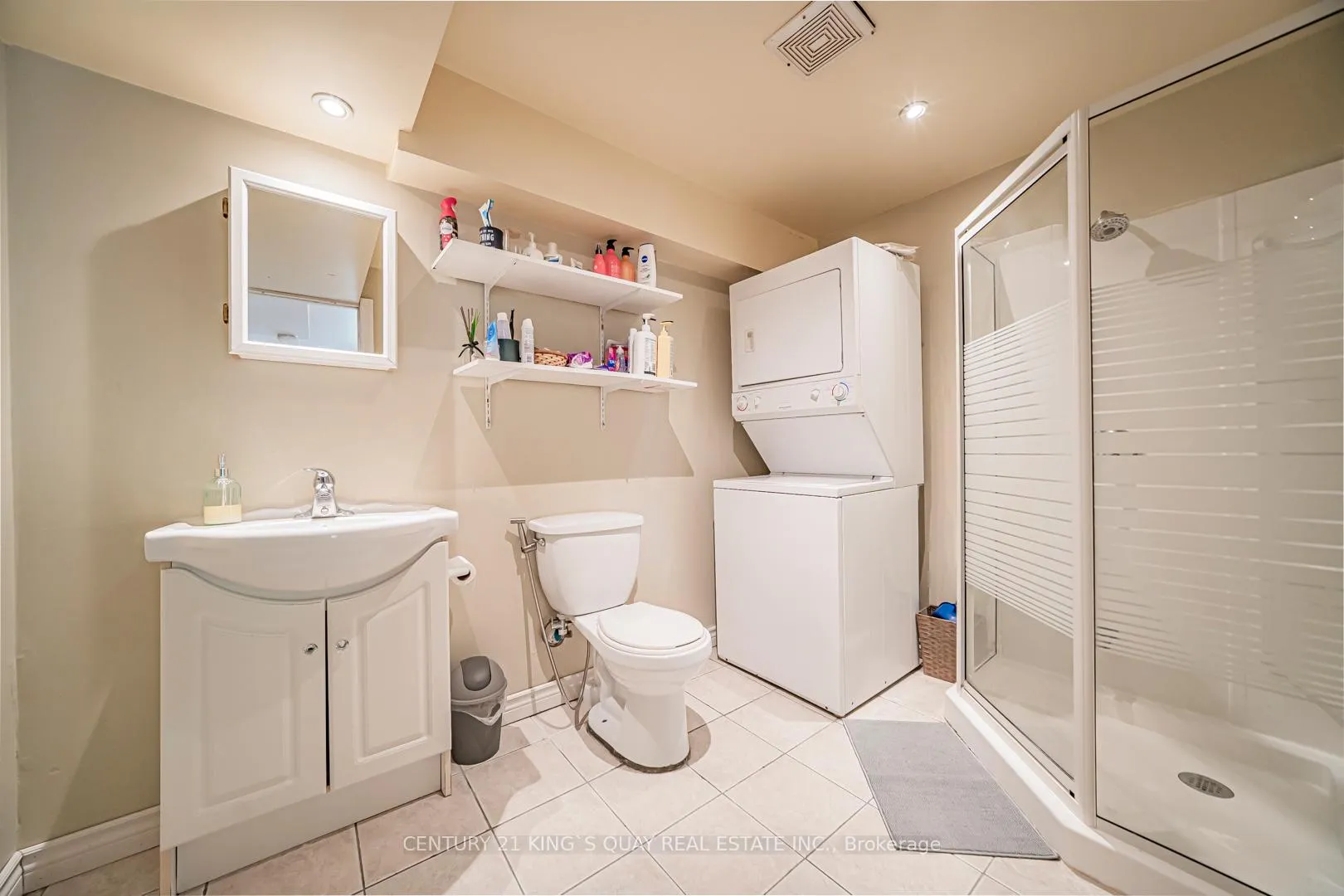 Photo 37 of 46 Pepperberry Road, Vaughan, Patterson — HOMEH