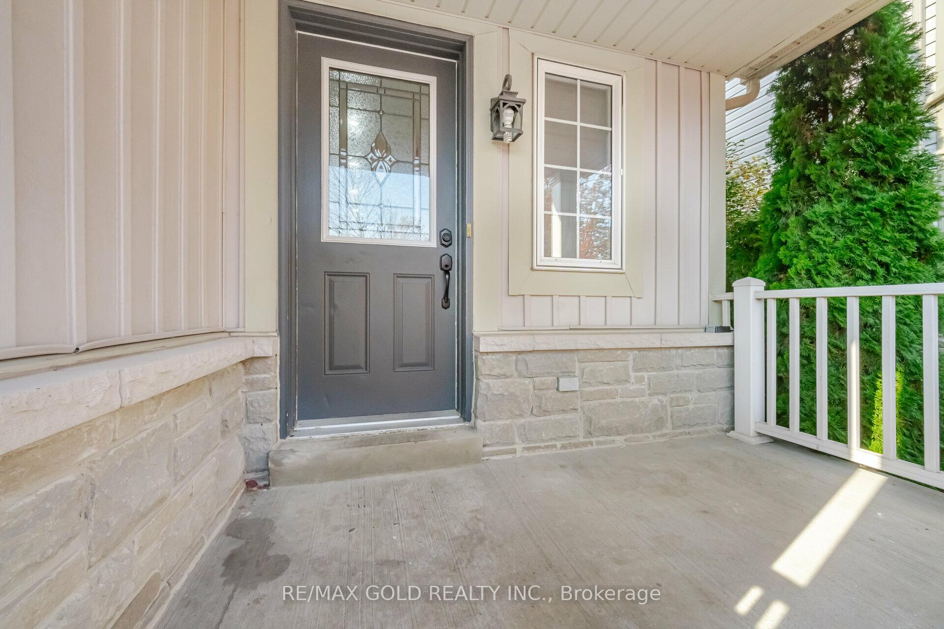 Photo 6 of 20 Bettina Place, Whitby, Rolling Acres — HOMEH