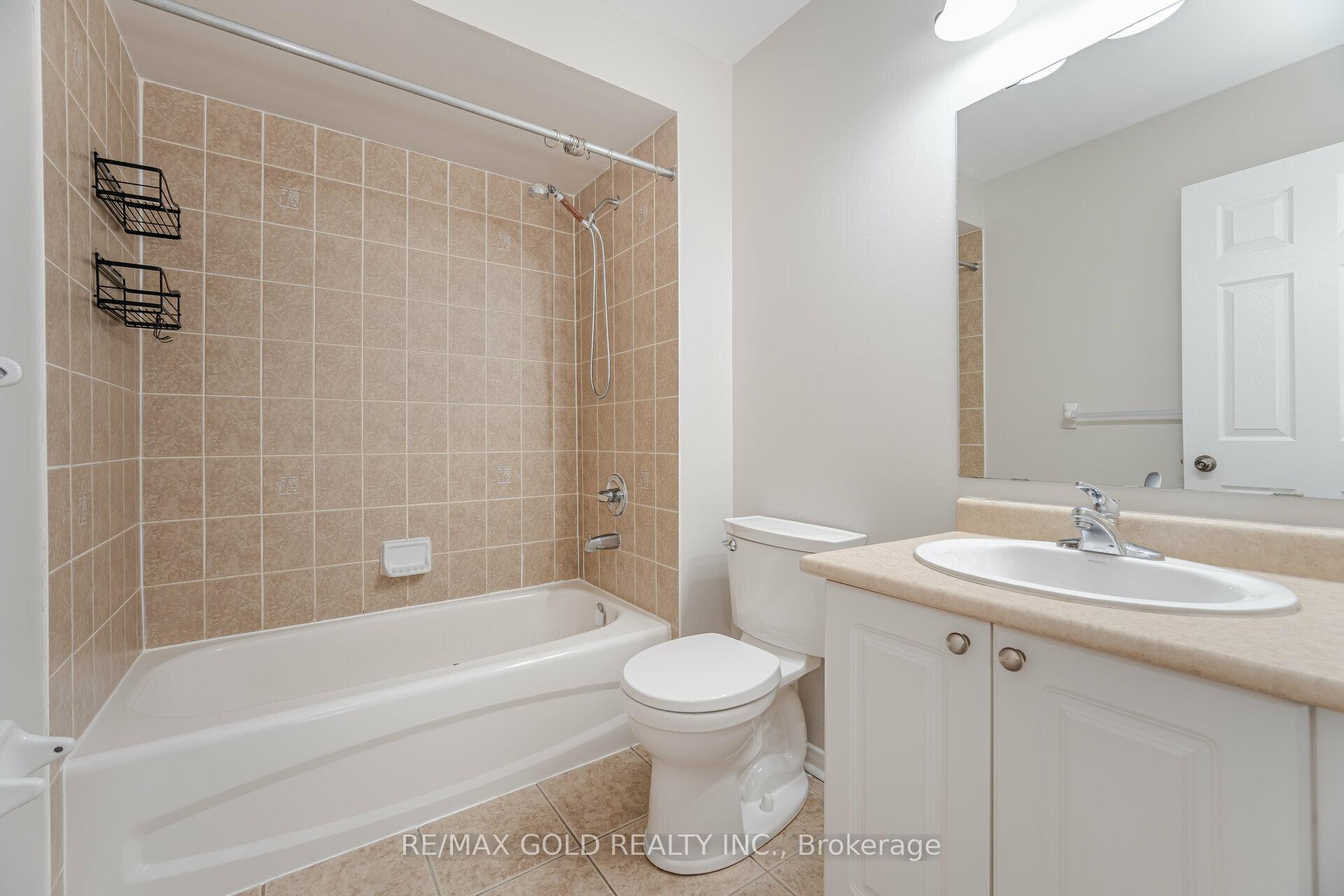 Photo 29 of 20 Bettina Place, Whitby, Rolling Acres — HOMEH