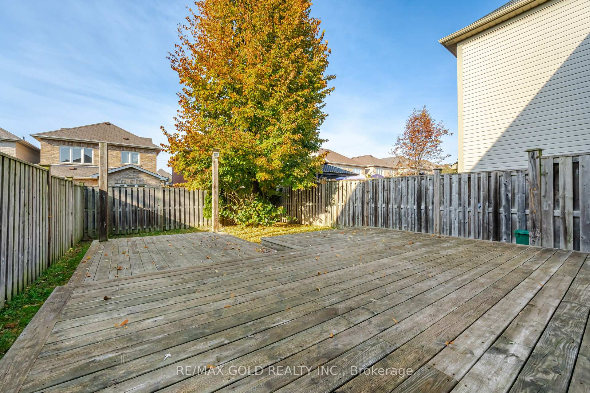 Photo 35 of 20 Bettina Place, Whitby, Rolling Acres — HOMEH