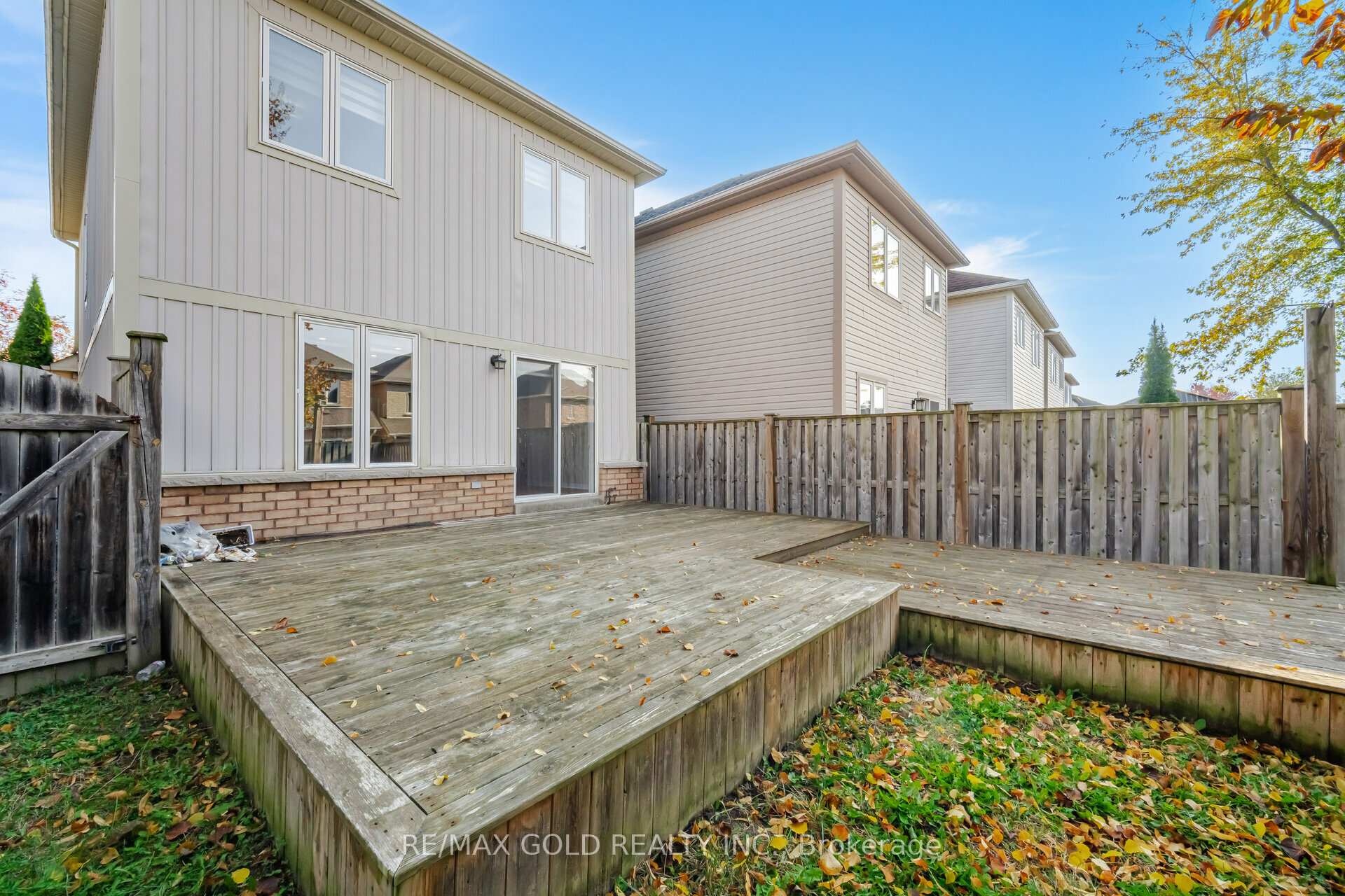 Photo 37 of 20 Bettina Place, Whitby, Rolling Acres — HOMEH