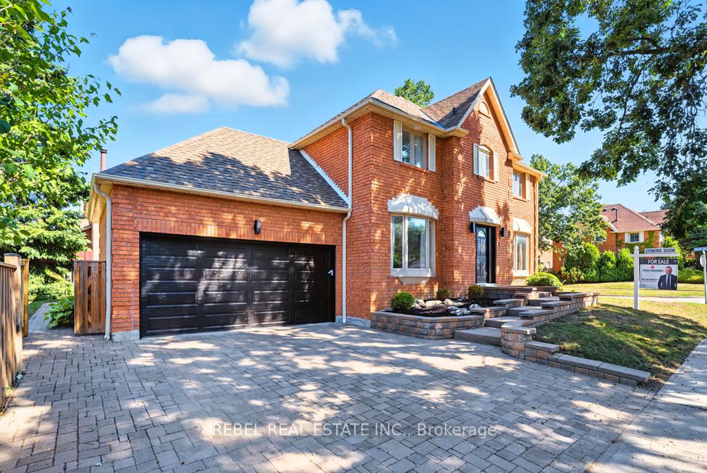 Photo 1 of 1 Maplewood Drive, Whitby, Blue Grass Meadows — HOMEH