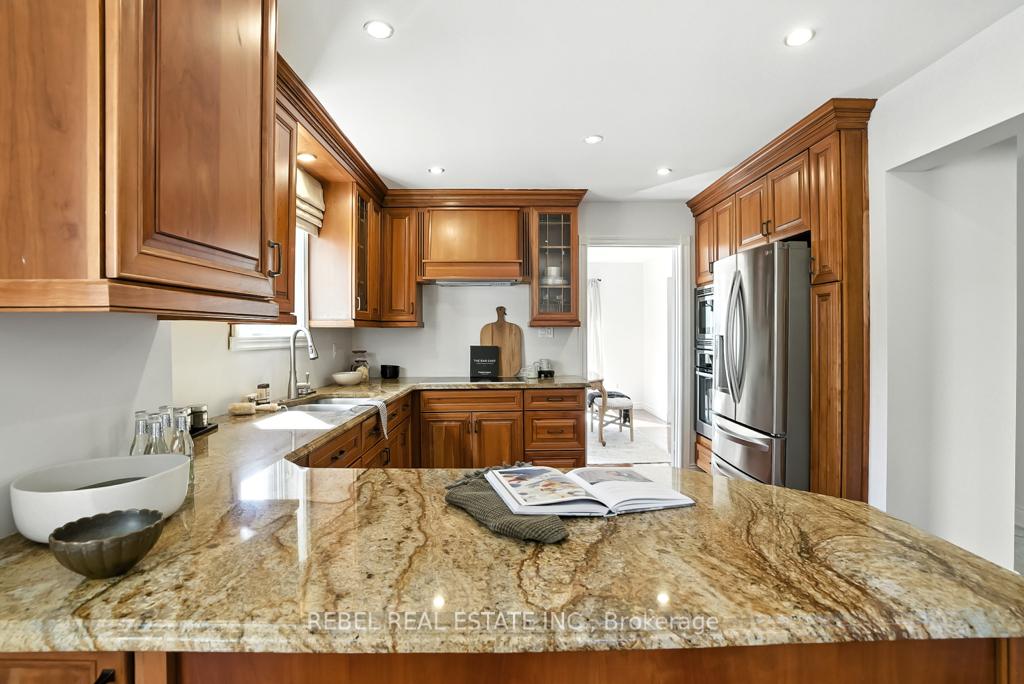 Photo 17 of 1 Maplewood Drive, Whitby, Blue Grass Meadows — HOMEH