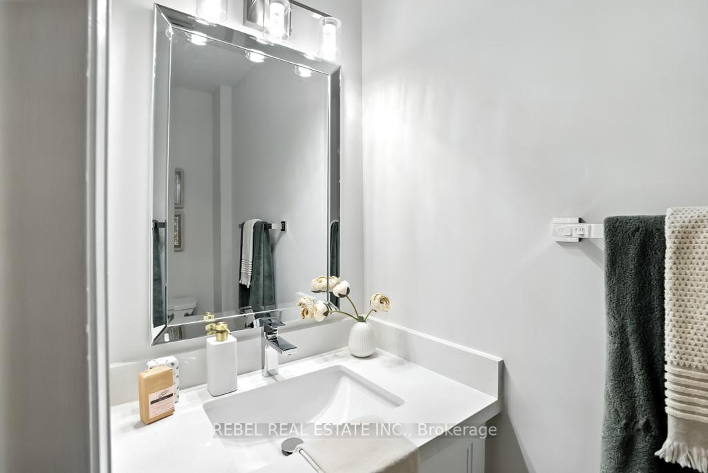 Photo 26 of 1 Maplewood Drive, Whitby, Blue Grass Meadows — HOMEH