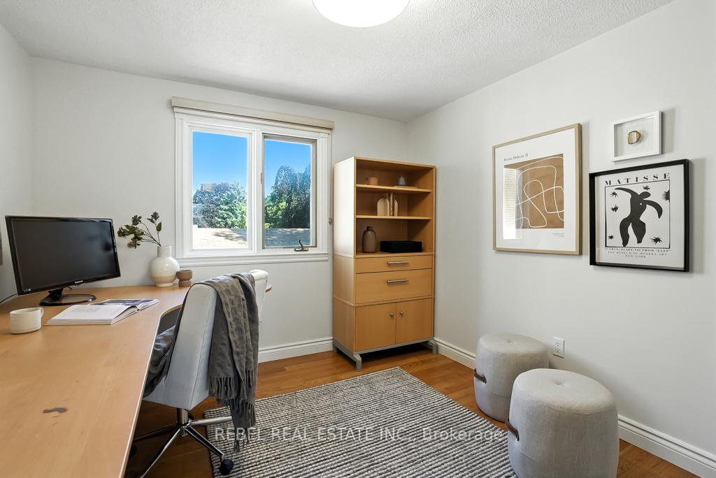 Photo 33 of 1 Maplewood Drive, Whitby, Blue Grass Meadows — HOMEH