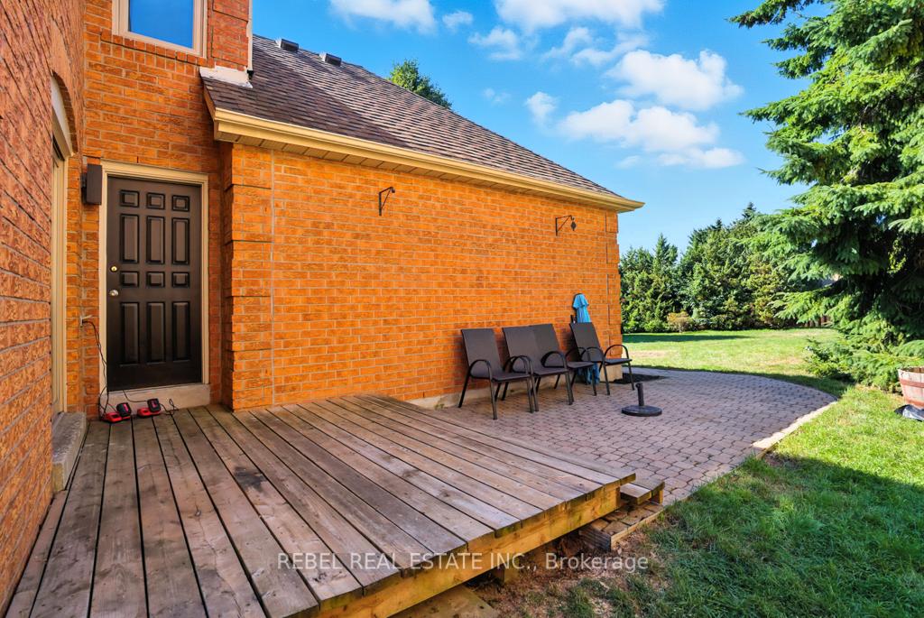 Photo 44 of 1 Maplewood Drive, Whitby, Blue Grass Meadows — HOMEH