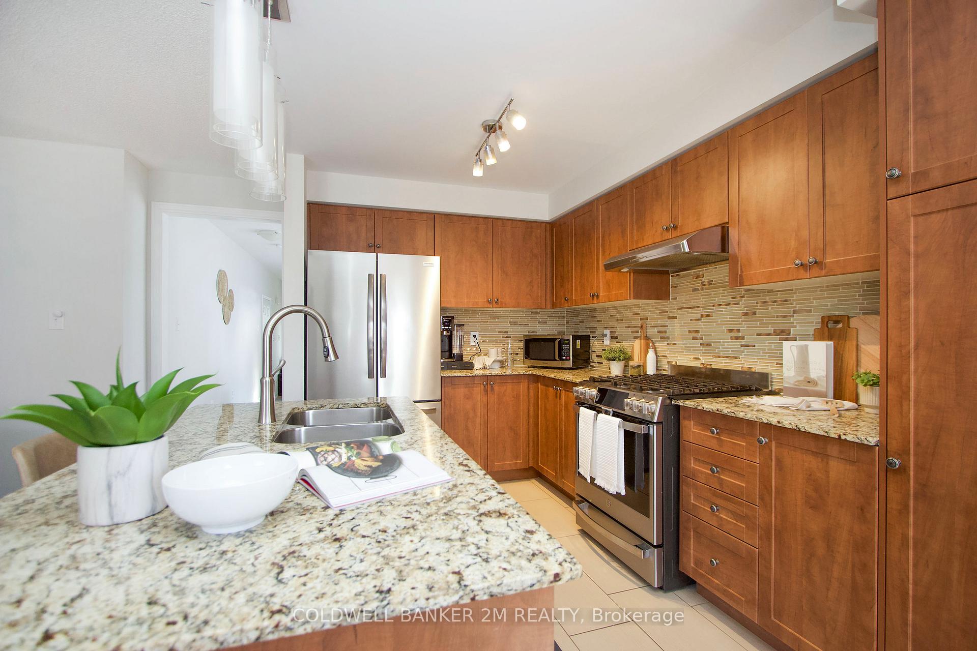 Photo 7 of 2 Hornett Way, Ajax, Central East — HOMEH