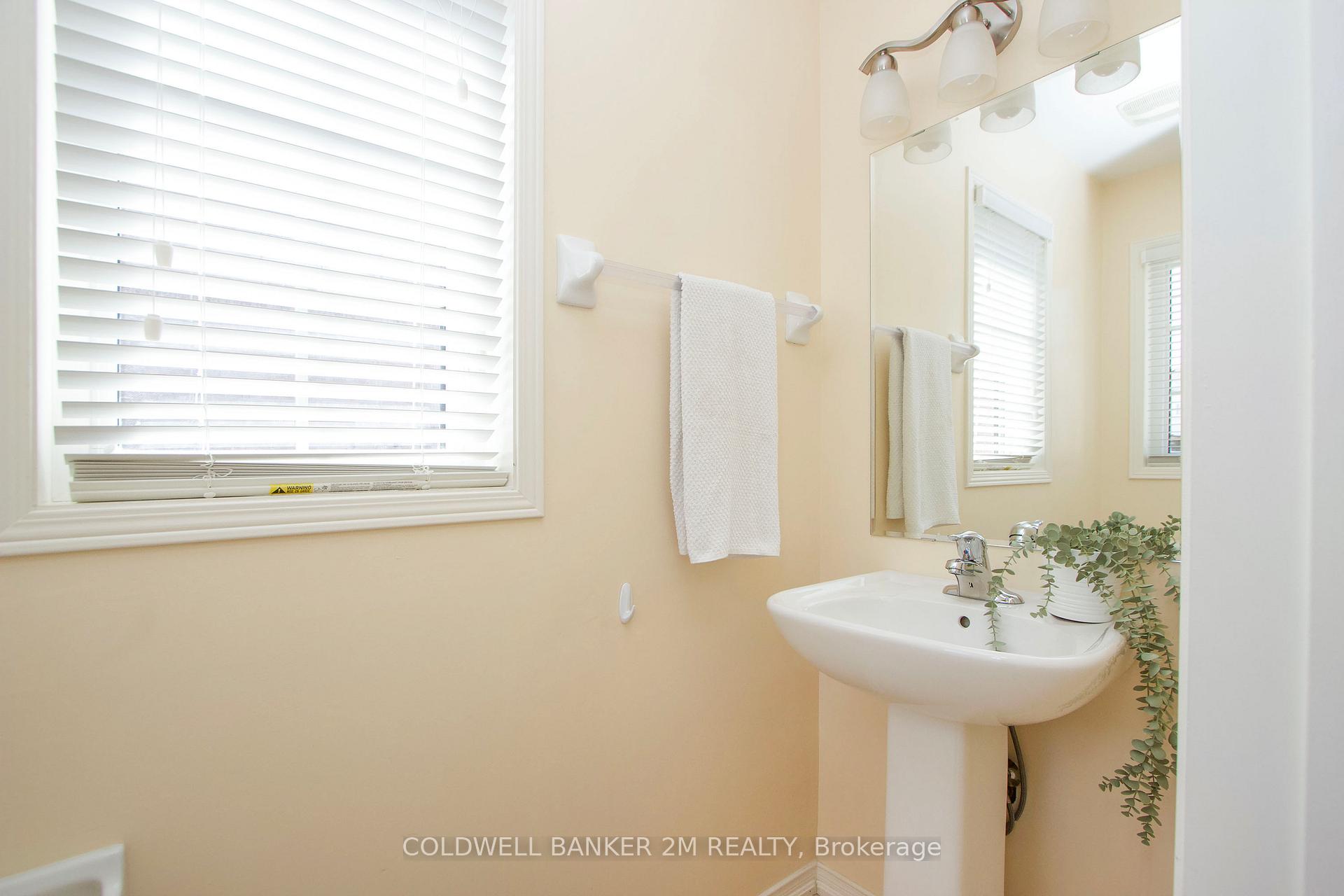 Photo 14 of 2 Hornett Way, Ajax, Central East — HOMEH