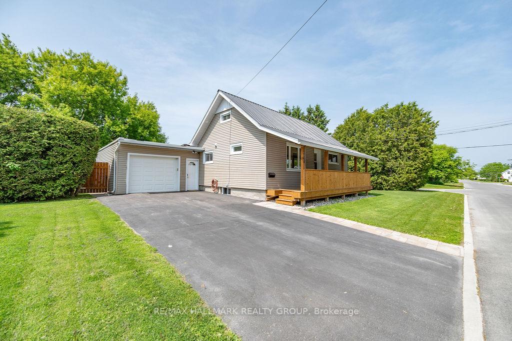 Photo 1 of 314 Alicia Street, Arnprior — HOMEH