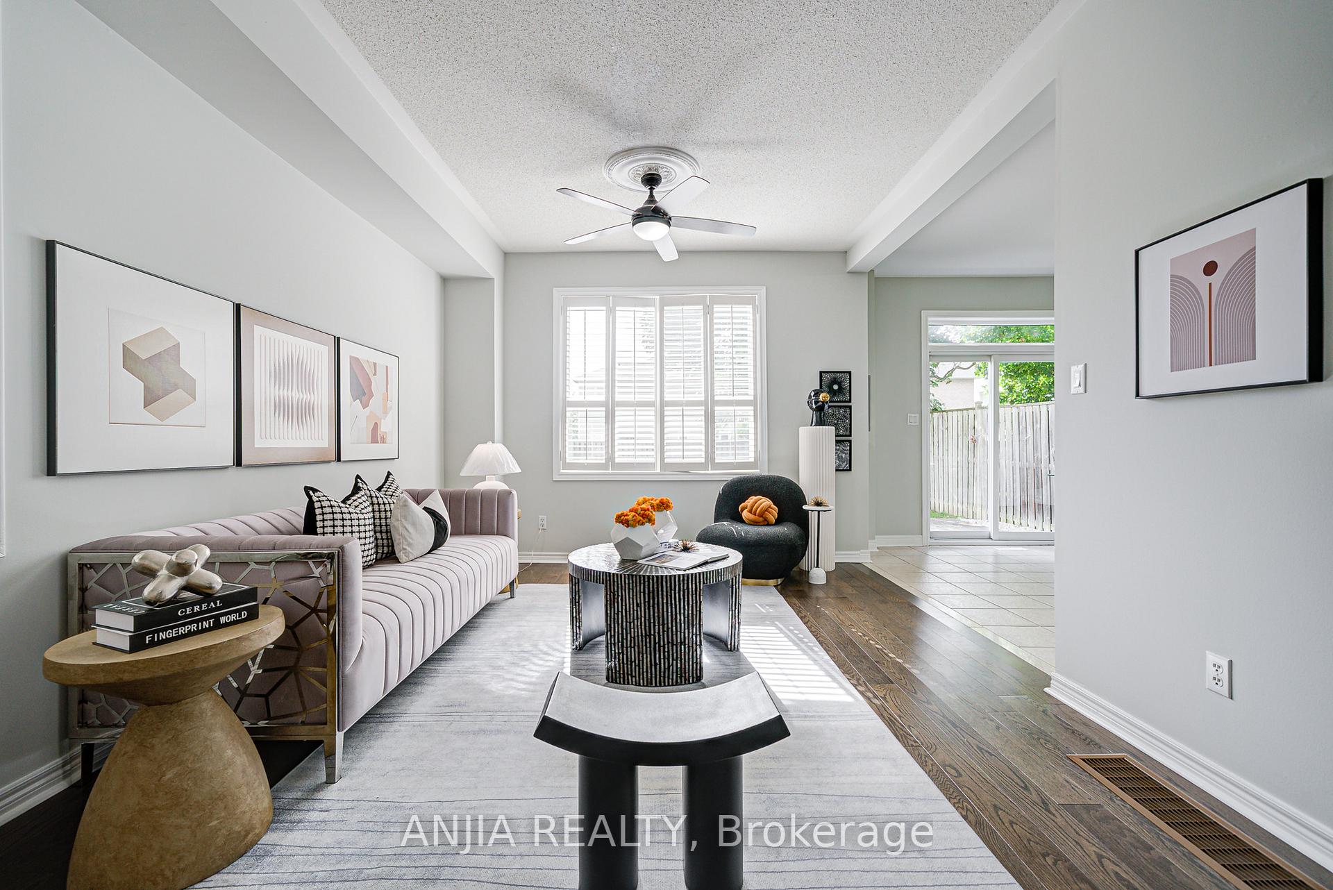Photo 8 of 100 Charest Place, Whitby, Brooklin — HOMEH
