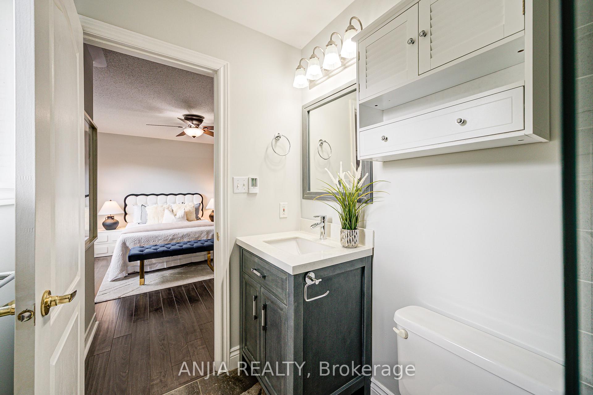 Photo 36 of 100 Charest Place, Whitby, Brooklin — HOMEH