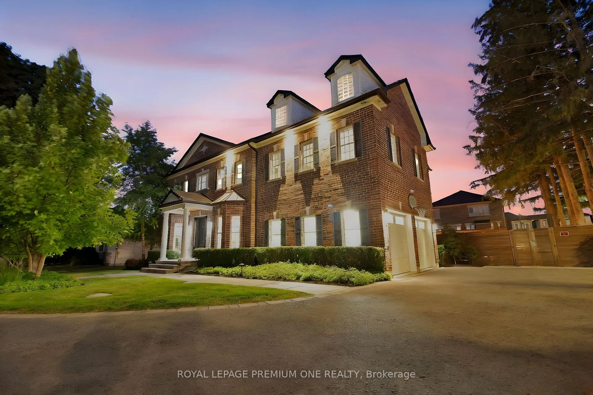 Front of 667 Nashville Road
