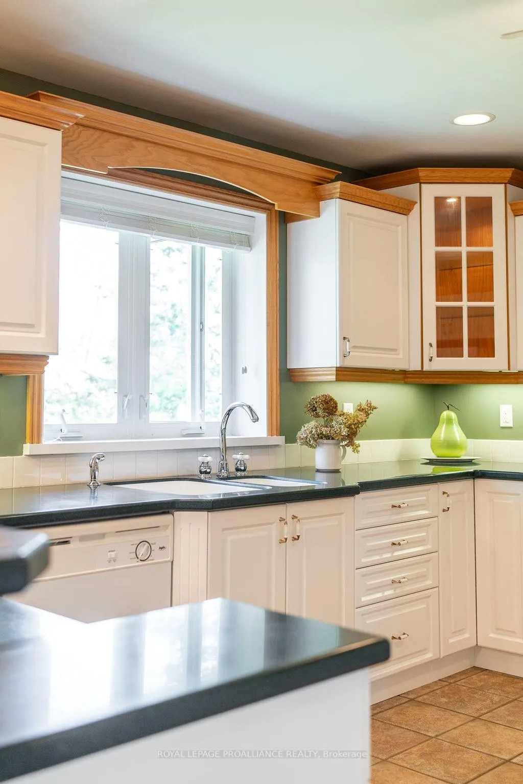 Photo 18 of 32 Pierce Road, Prince Edward County, Hallowell Ward — HOMEH