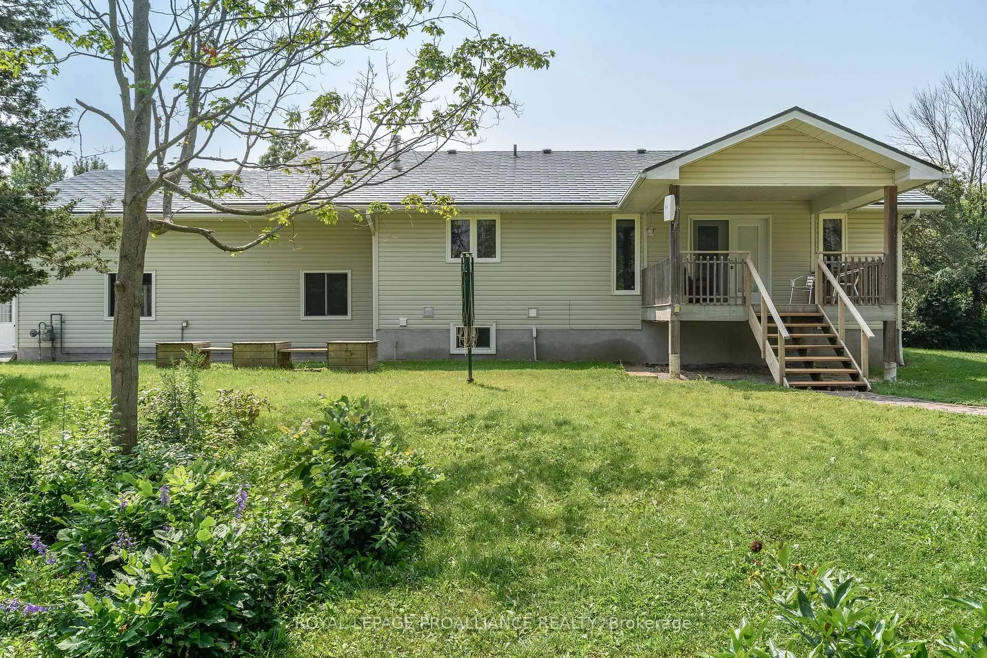 Photo 38 of 32 Pierce Road, Prince Edward County, Hallowell Ward — HOMEH