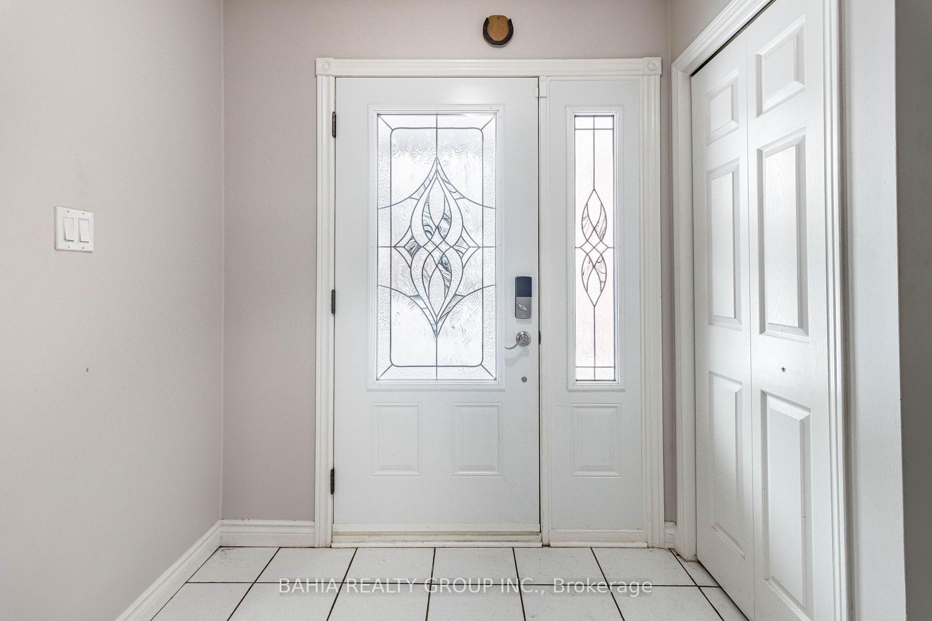 Photo 1 of 1 Glenayr Gate, Whitby, Blue Grass Meadows — HOMEH