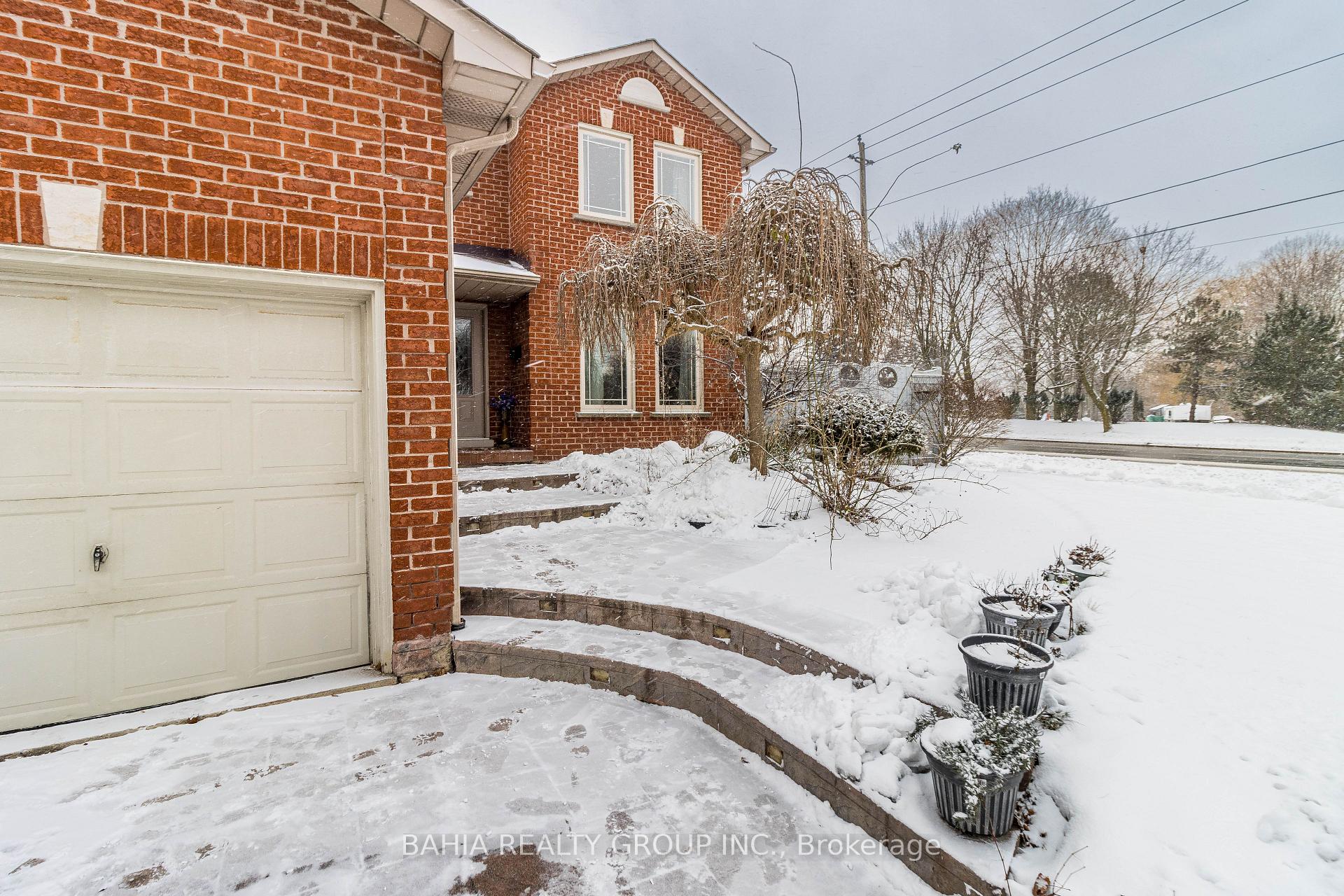Photo 3 of 1 Glenayr Gate, Whitby, Blue Grass Meadows — HOMEH