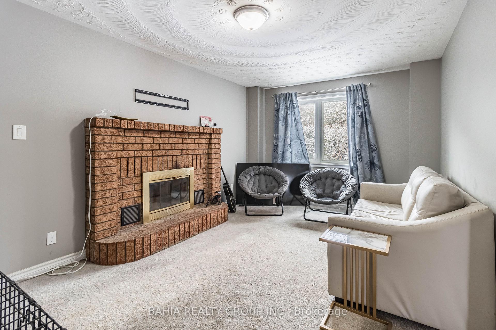 Photo 9 of 1 Glenayr Gate, Whitby, Blue Grass Meadows — HOMEH