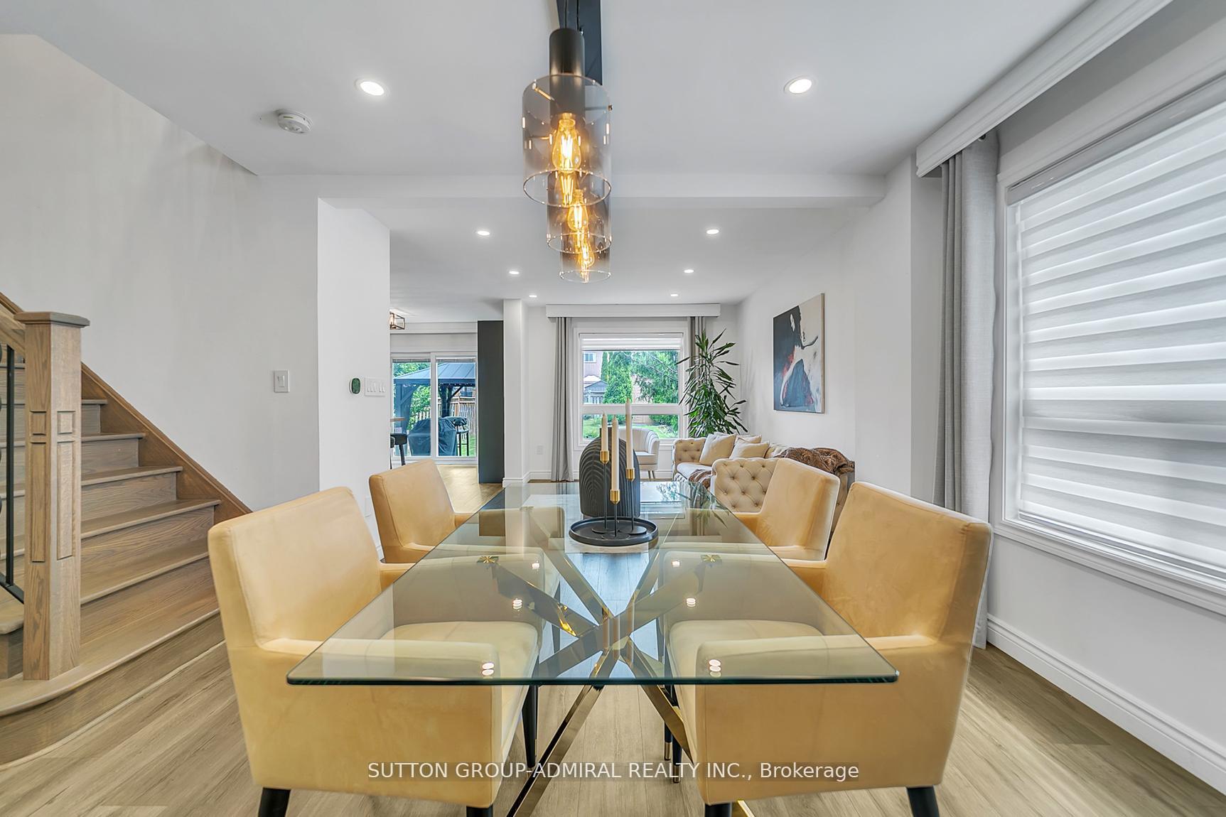 Photo 9 of 235 Conover Avenue, Aurora, Bayview Northeast — HOMEH