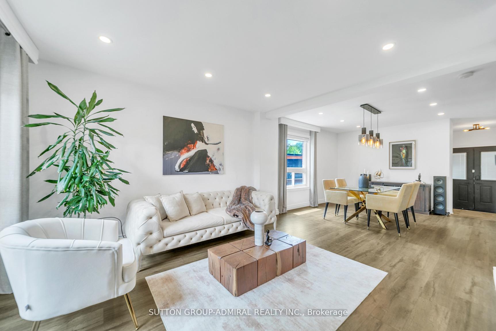 Photo 15 of 235 Conover Avenue, Aurora, Bayview Northeast — HOMEH