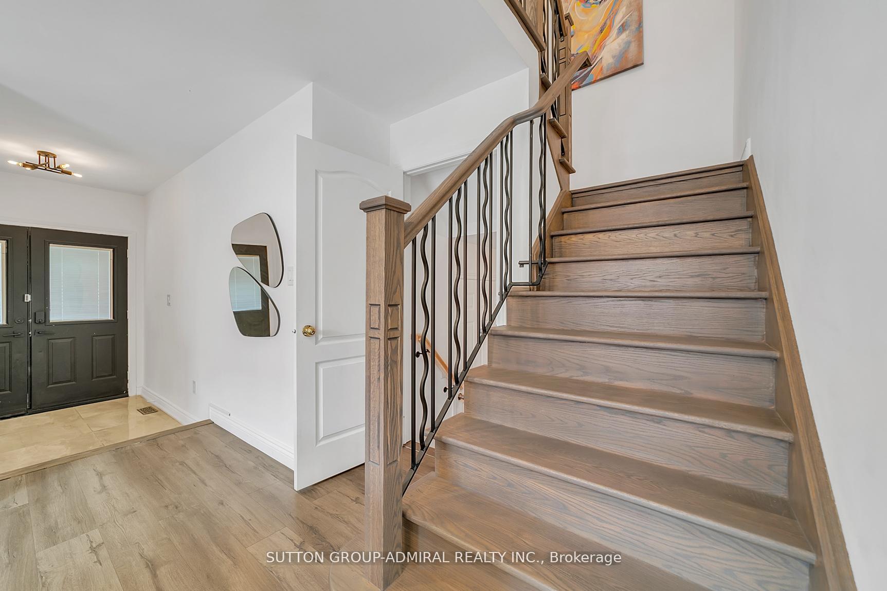 Photo 17 of 235 Conover Avenue, Aurora, Bayview Northeast — HOMEH