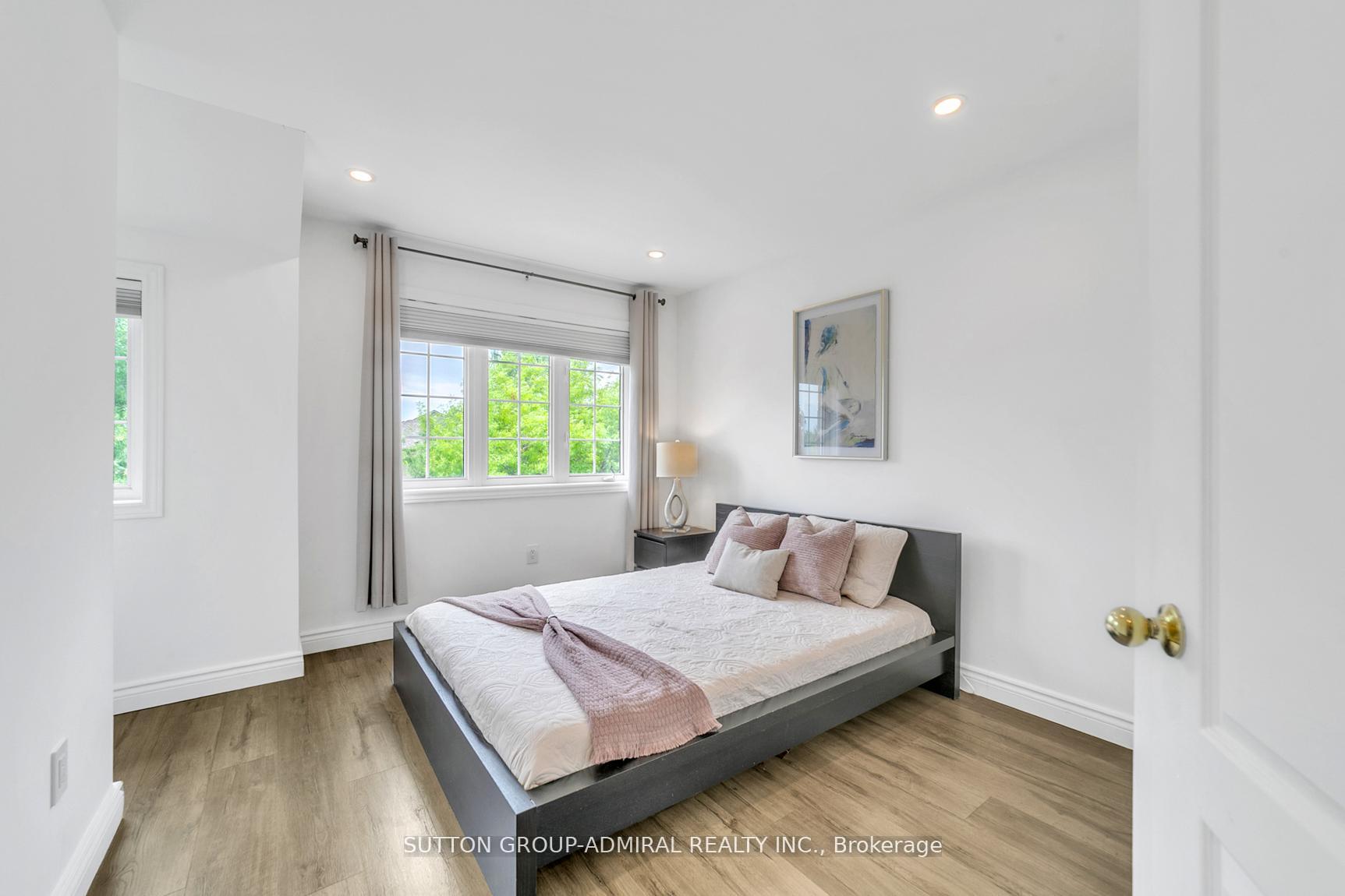 Photo 23 of 235 Conover Avenue, Aurora, Bayview Northeast — HOMEH