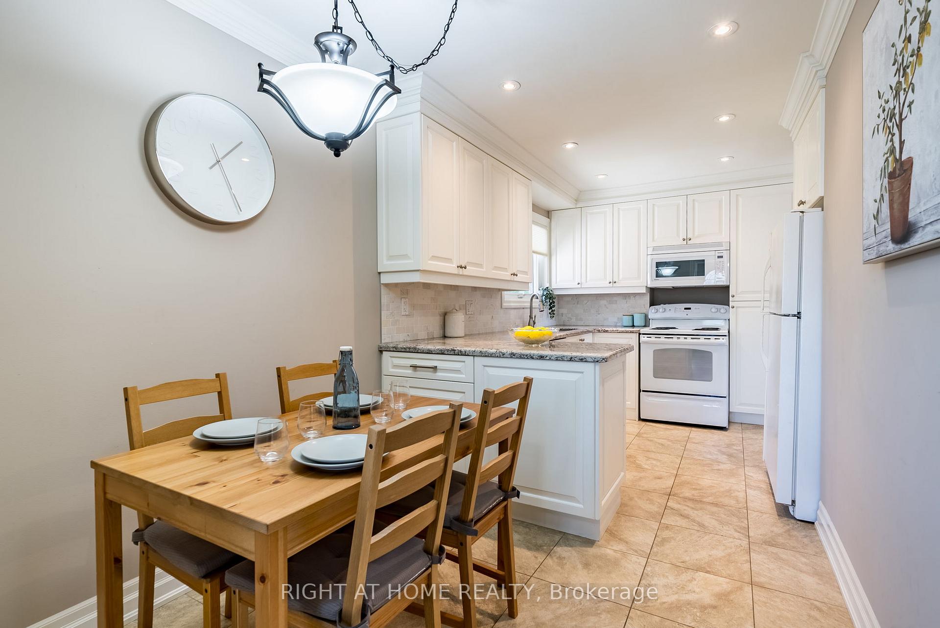 Photo 6 of 109 Crawforth Street, Whitby, Blue Grass Meadows — HOMEH