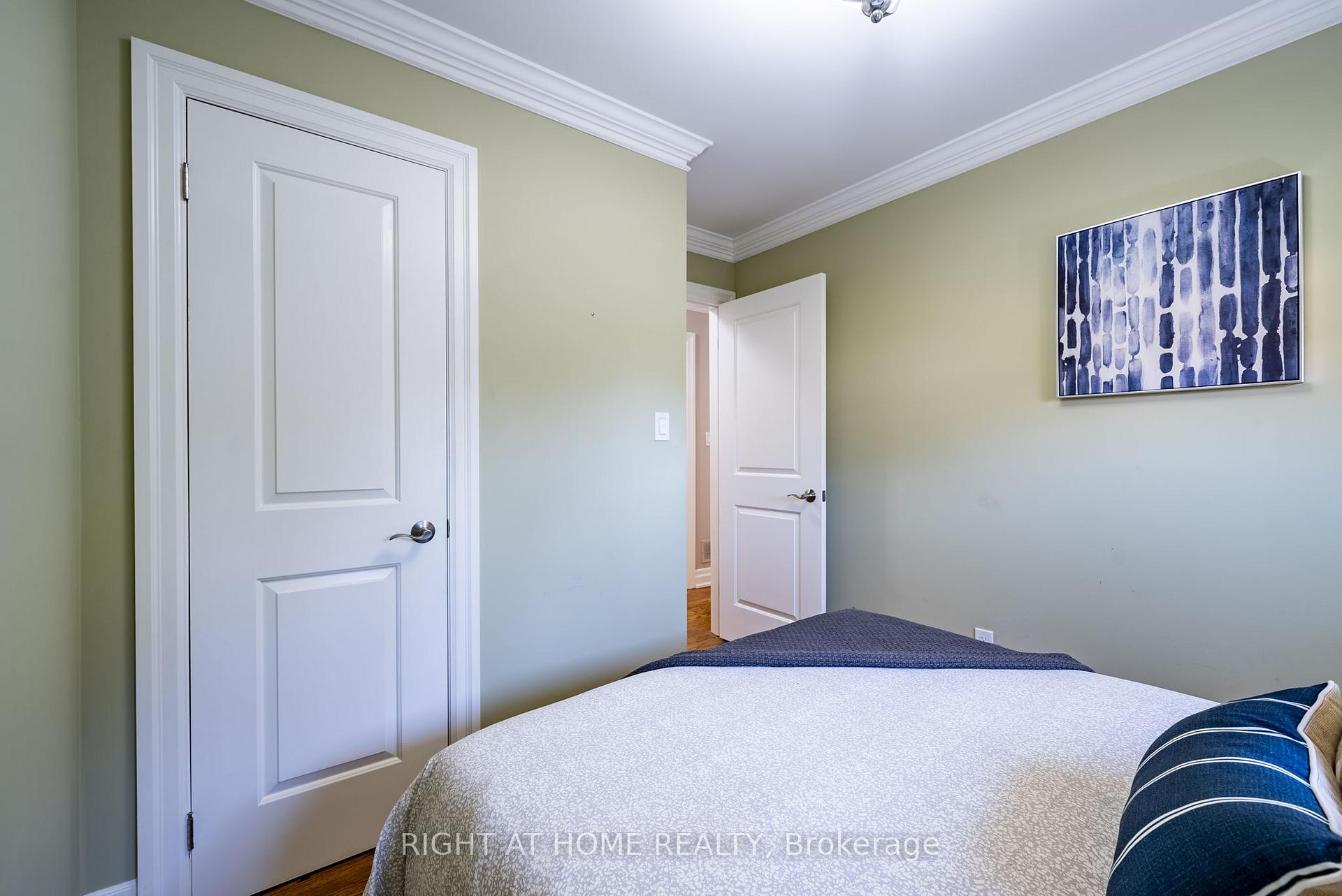 Photo 22 of 109 Crawforth Street, Whitby, Blue Grass Meadows — HOMEH