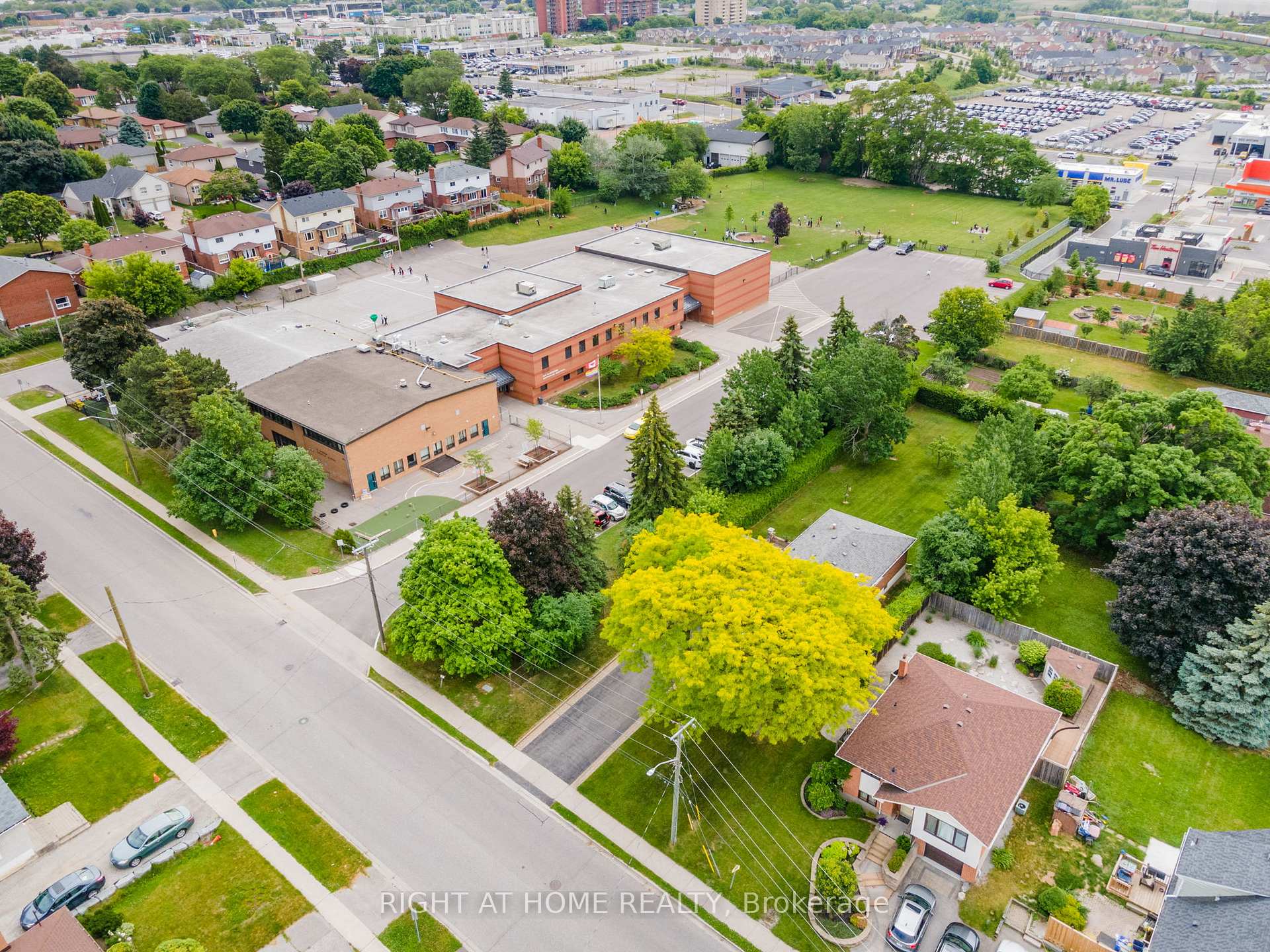 Photo 40 of 109 Crawforth Street, Whitby, Blue Grass Meadows — HOMEH