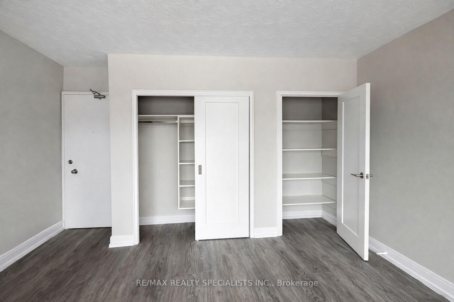 Photo 5 of Unit 505, 118 Tyndall Ave, Toronto, South Parkdale — HOMEH