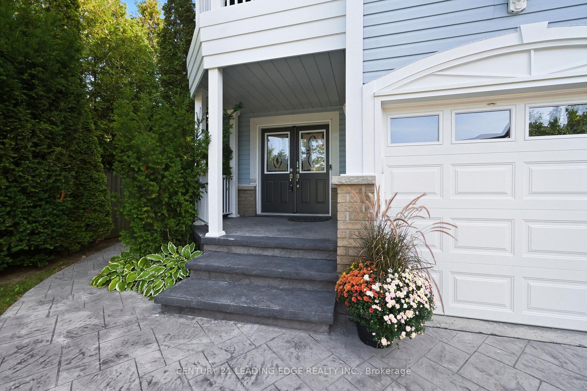 Photo 5 of 61 Scadding Avenue, Whitby, Port Whitby — HOMEH