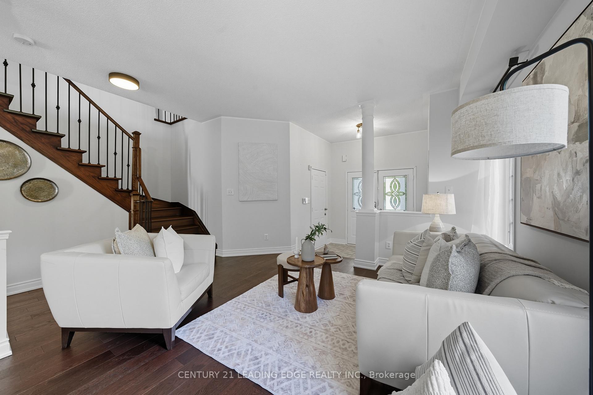 Photo 9 of 61 Scadding Avenue, Whitby, Port Whitby — HOMEH