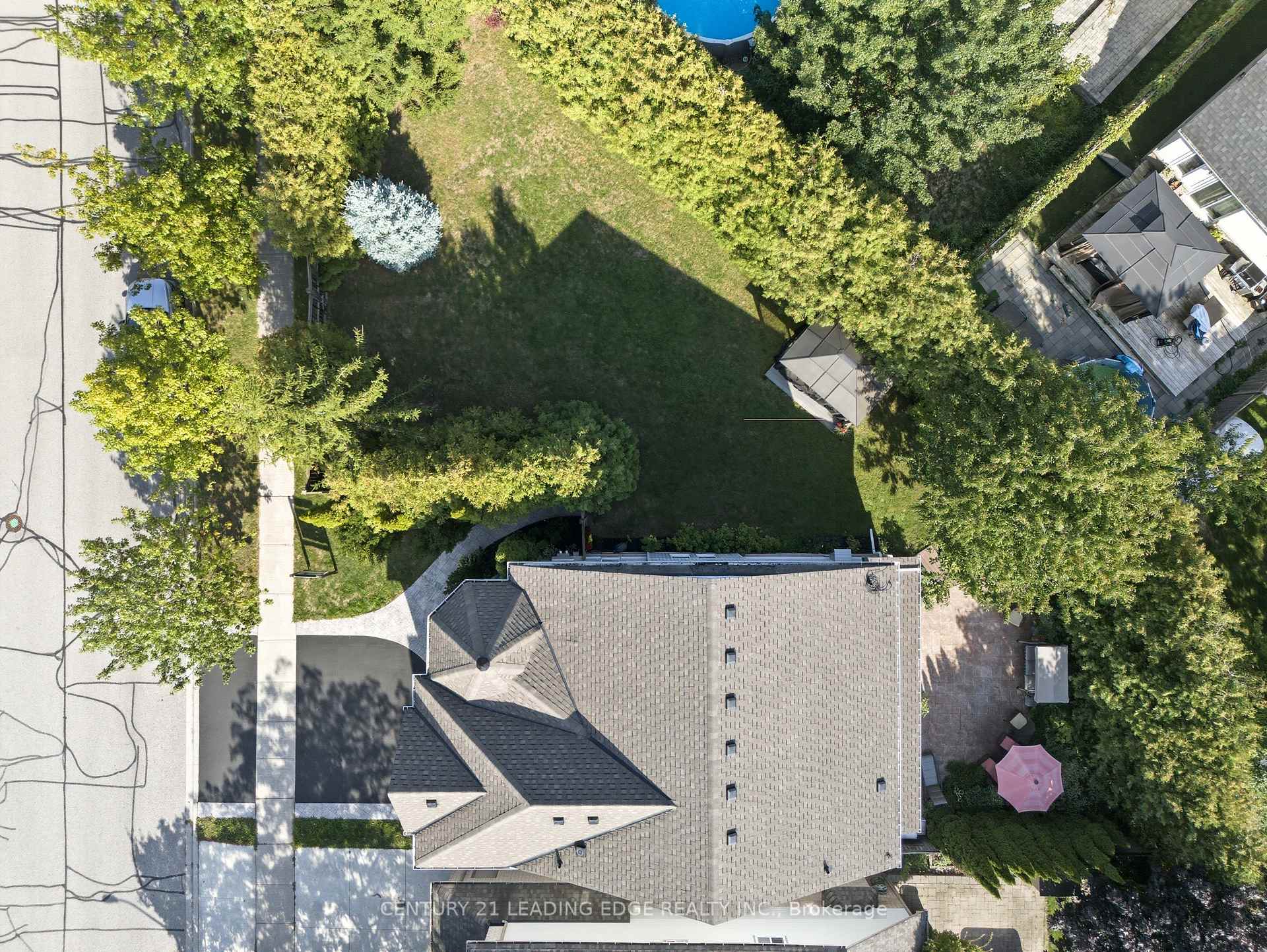 Photo 49 of 61 Scadding Avenue, Whitby, Port Whitby — HOMEH