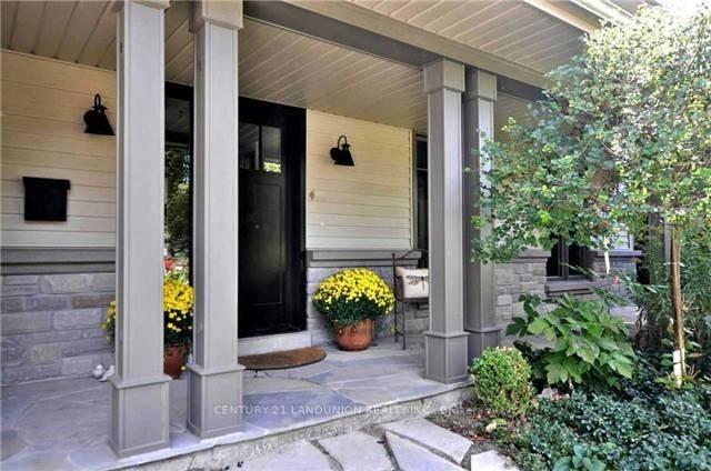 Photo 2 of 71 Stoddart Drive, Aurora, Aurora Highlands — HOMEH