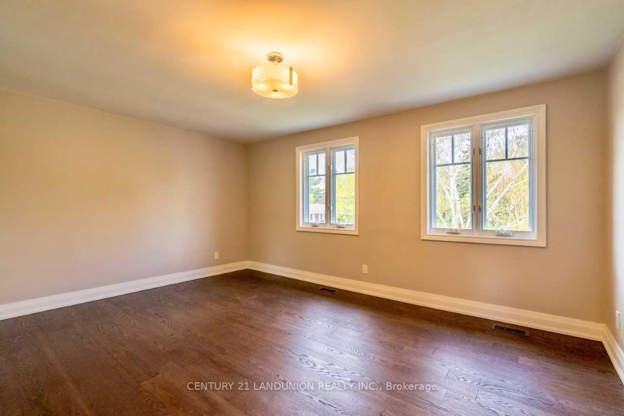 Photo 8 of 71 Stoddart Drive, Aurora, Aurora Highlands — HOMEH