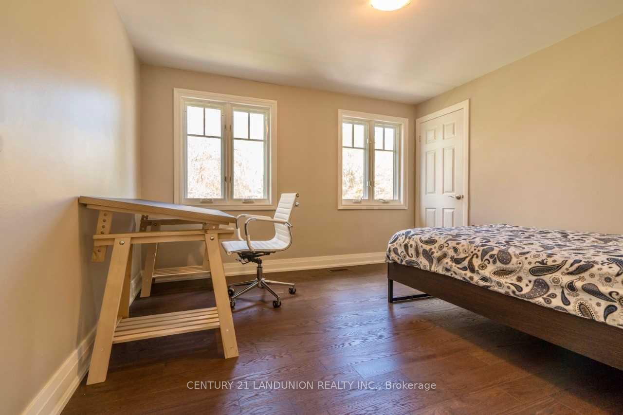 Photo 10 of 71 Stoddart Drive, Aurora, Aurora Highlands — HOMEH