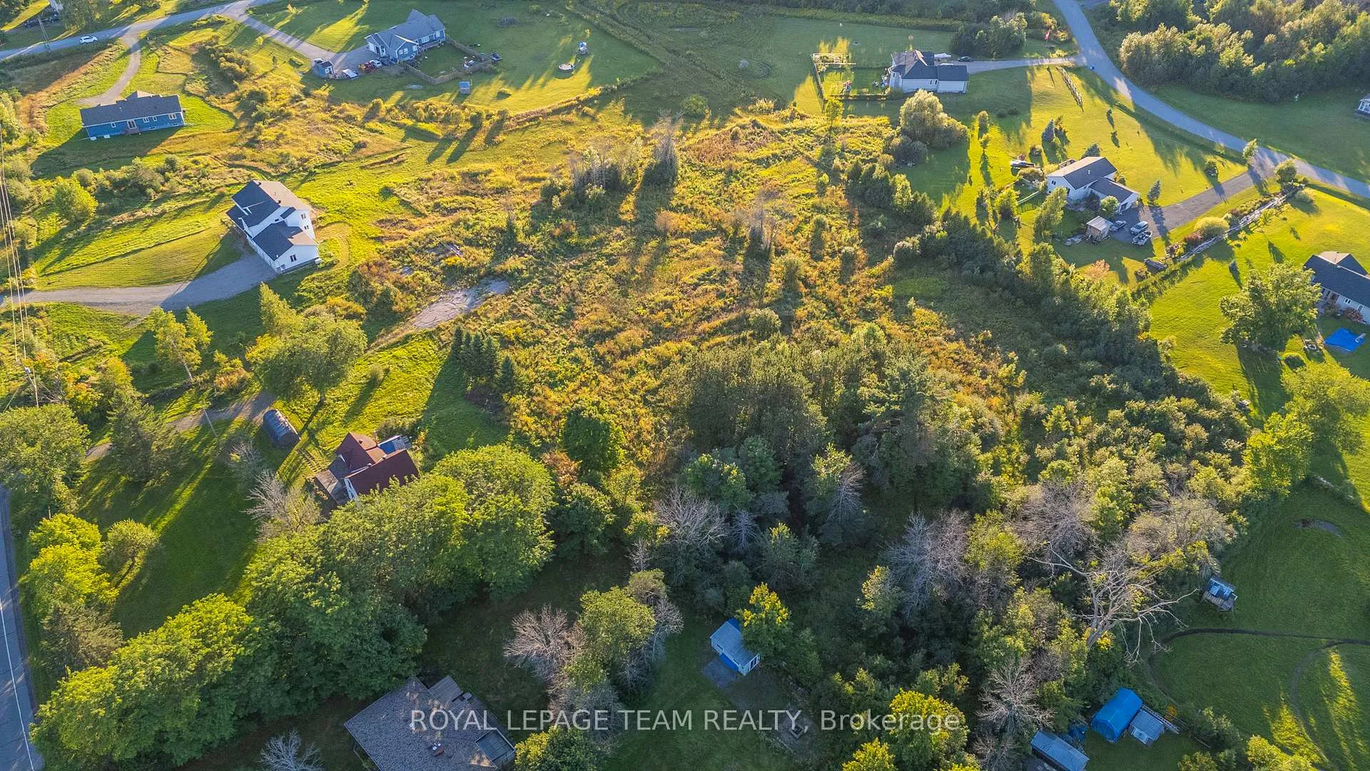 Photo 13 of 1102 Perth Road N, Beckwith, Beckwith Twp — HOMEH
