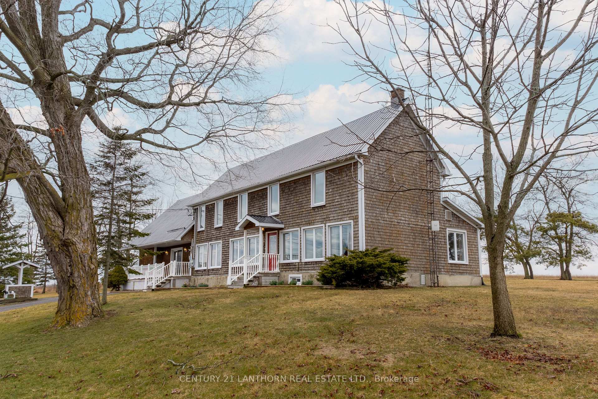 Photo 4 of 338 Cold Creek Road, Prince Edward County, Hillier Ward — HOMEH