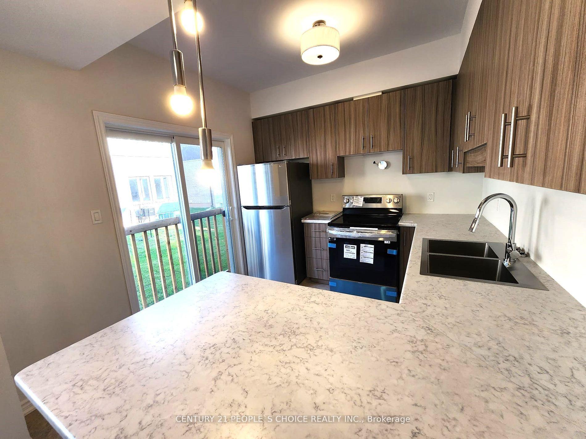Photo 11 of Unit 29, 38 Renfrew Trail, Welland, N. Welland — HOMEH
