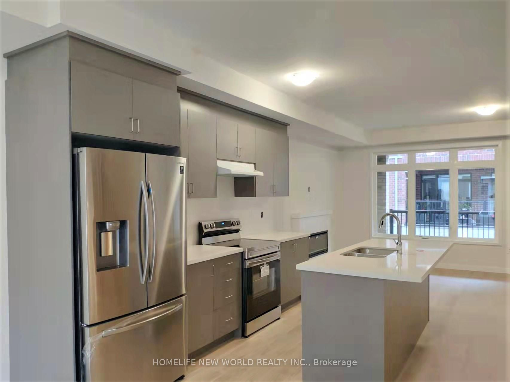 Photo 2 of 63 Seacoasts Circle, Vaughan, Maple — HOMEH