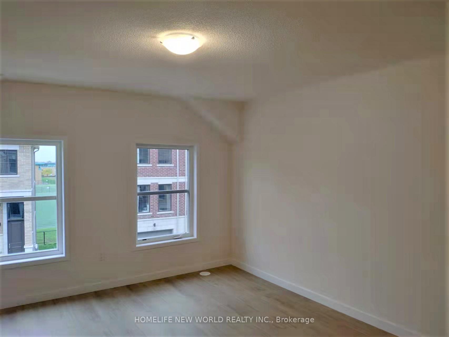 Photo 12 of 63 Seacoasts Circle, Vaughan, Maple — HOMEH