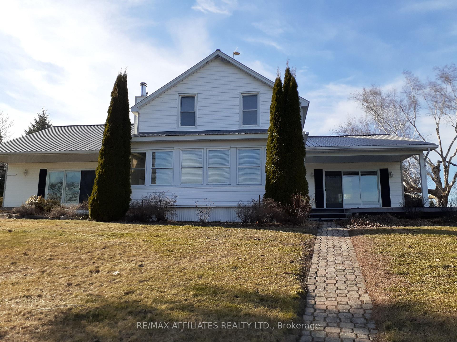 Photo 2 of 1502 South Campbell Road, Augusta, Augusta Twp — HOMEH