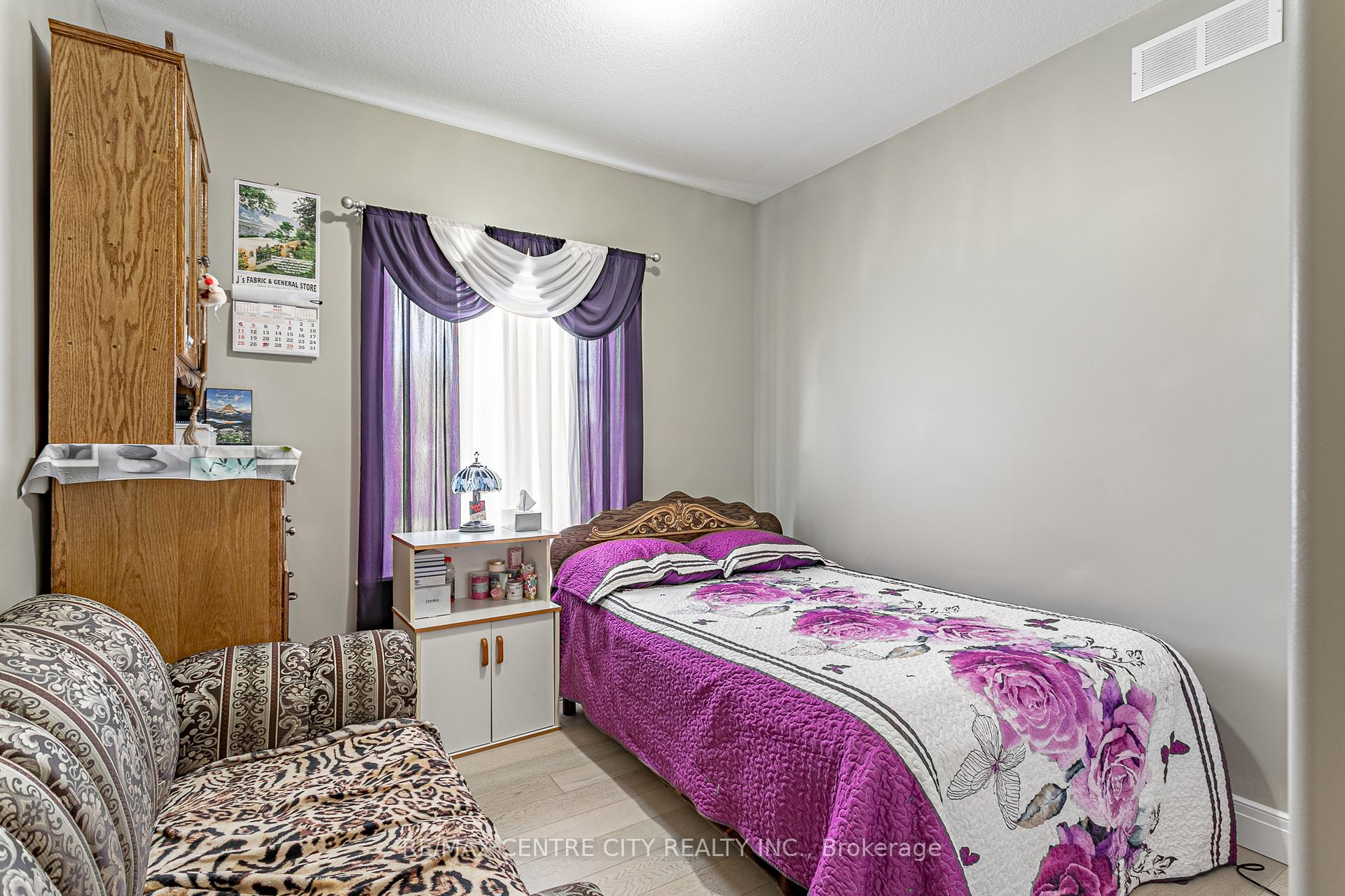 Photo 16 of 53672 Heritage Line E, Bayham, Richmond — HOMEH