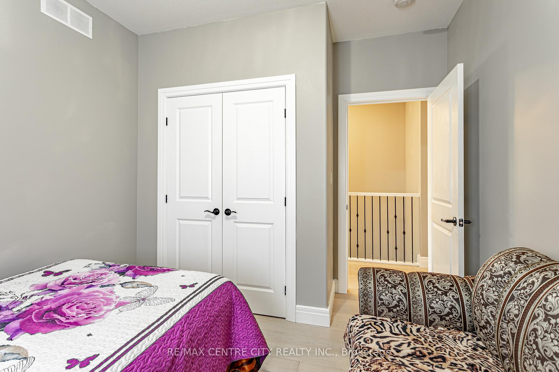 Photo 17 of 53672 Heritage Line E, Bayham, Richmond — HOMEH