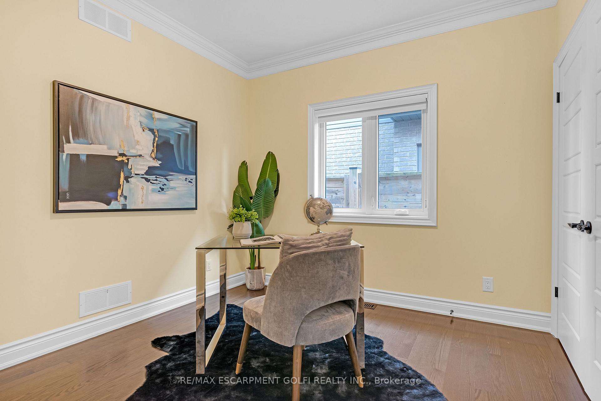 Photo 17 of 140 Creekside Drive, Welland, Coyle Creek — HOMEH