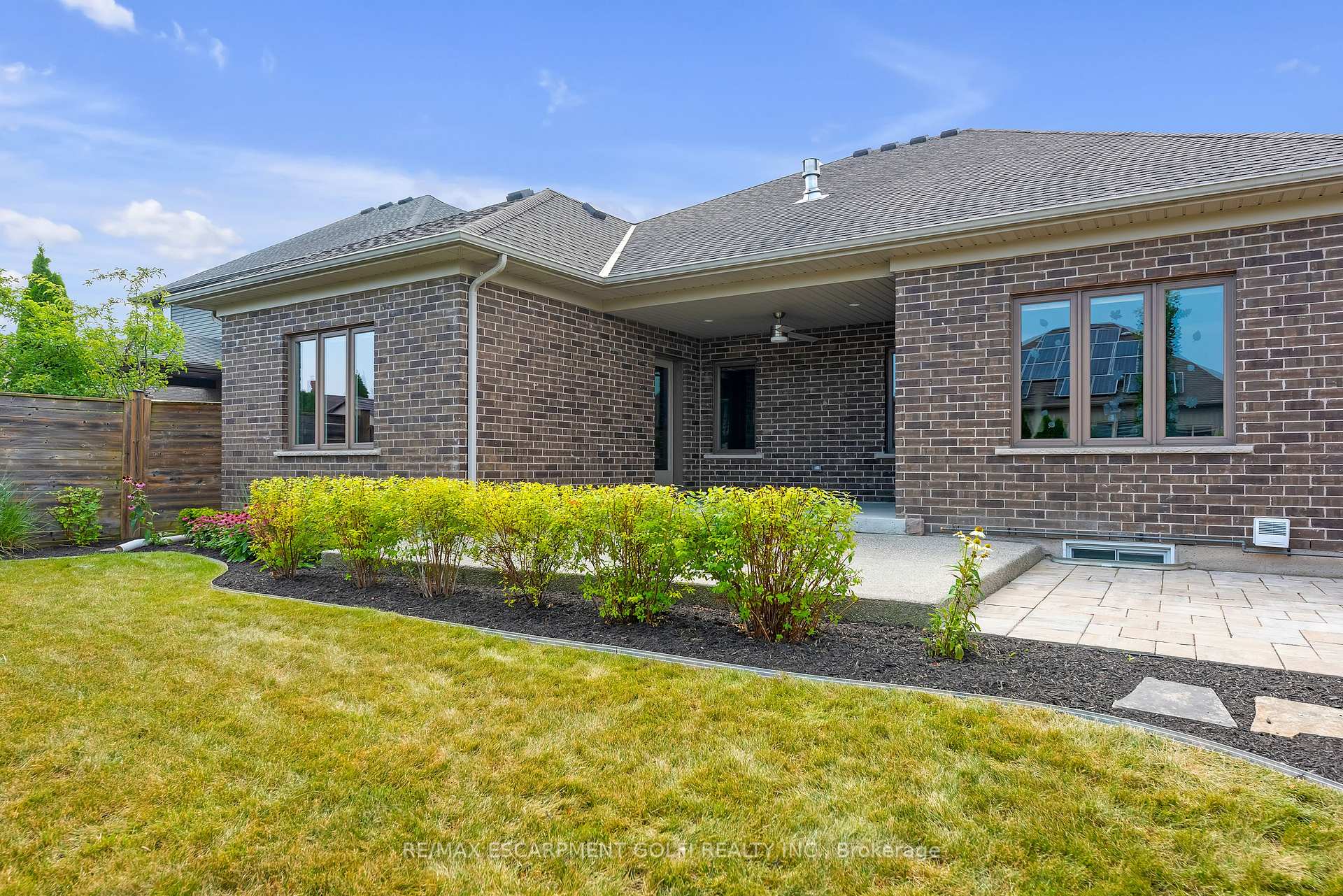 Photo 28 of 140 Creekside Drive, Welland, Coyle Creek — HOMEH