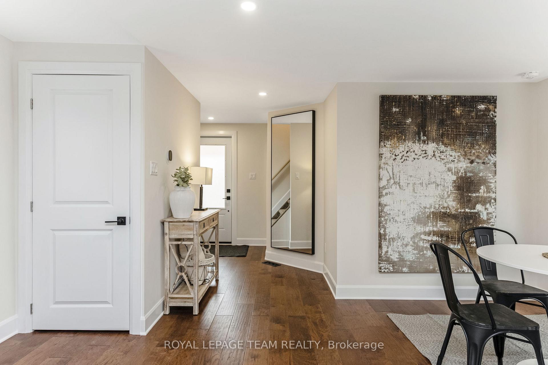 Photo 6 of 35 Edward Street S, Arnprior — HOMEH